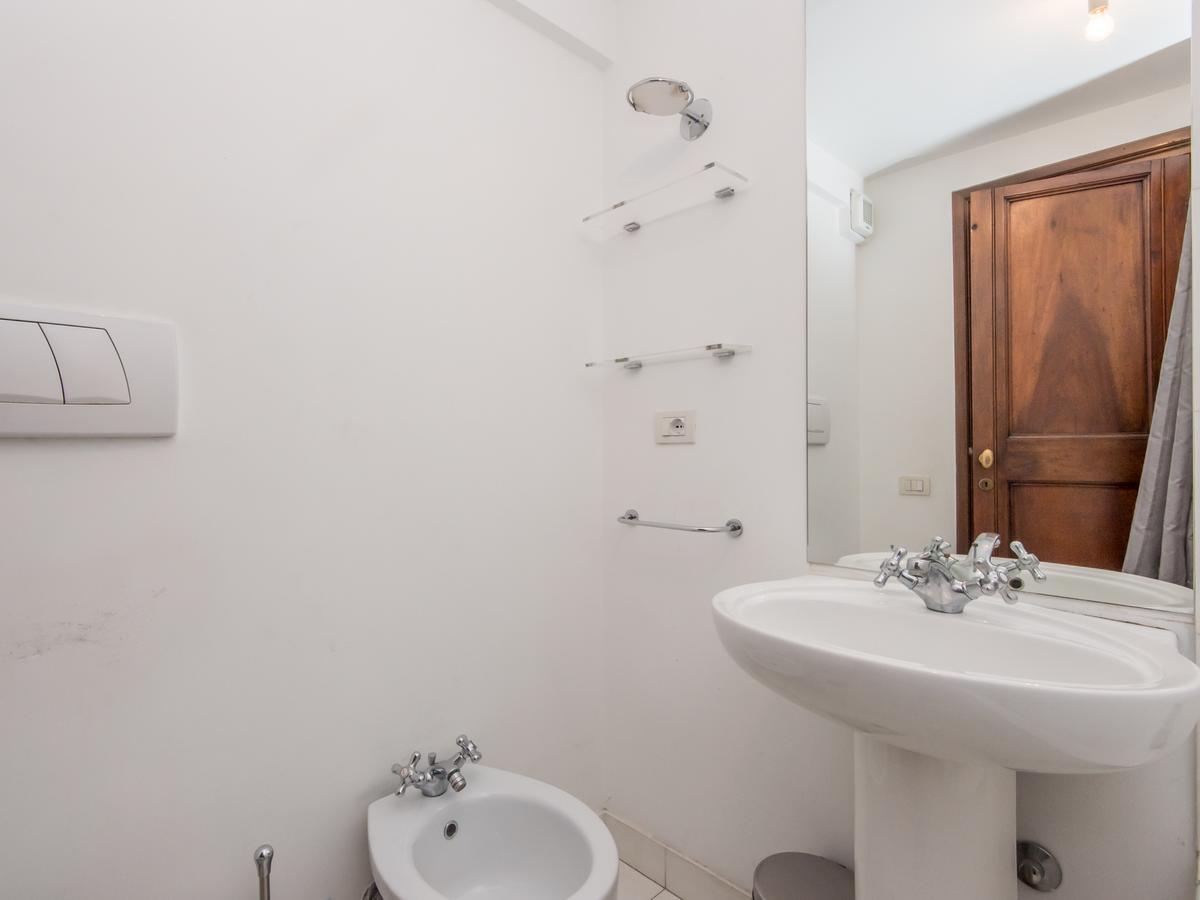 Appartamento Rsh Via Giulia Roma